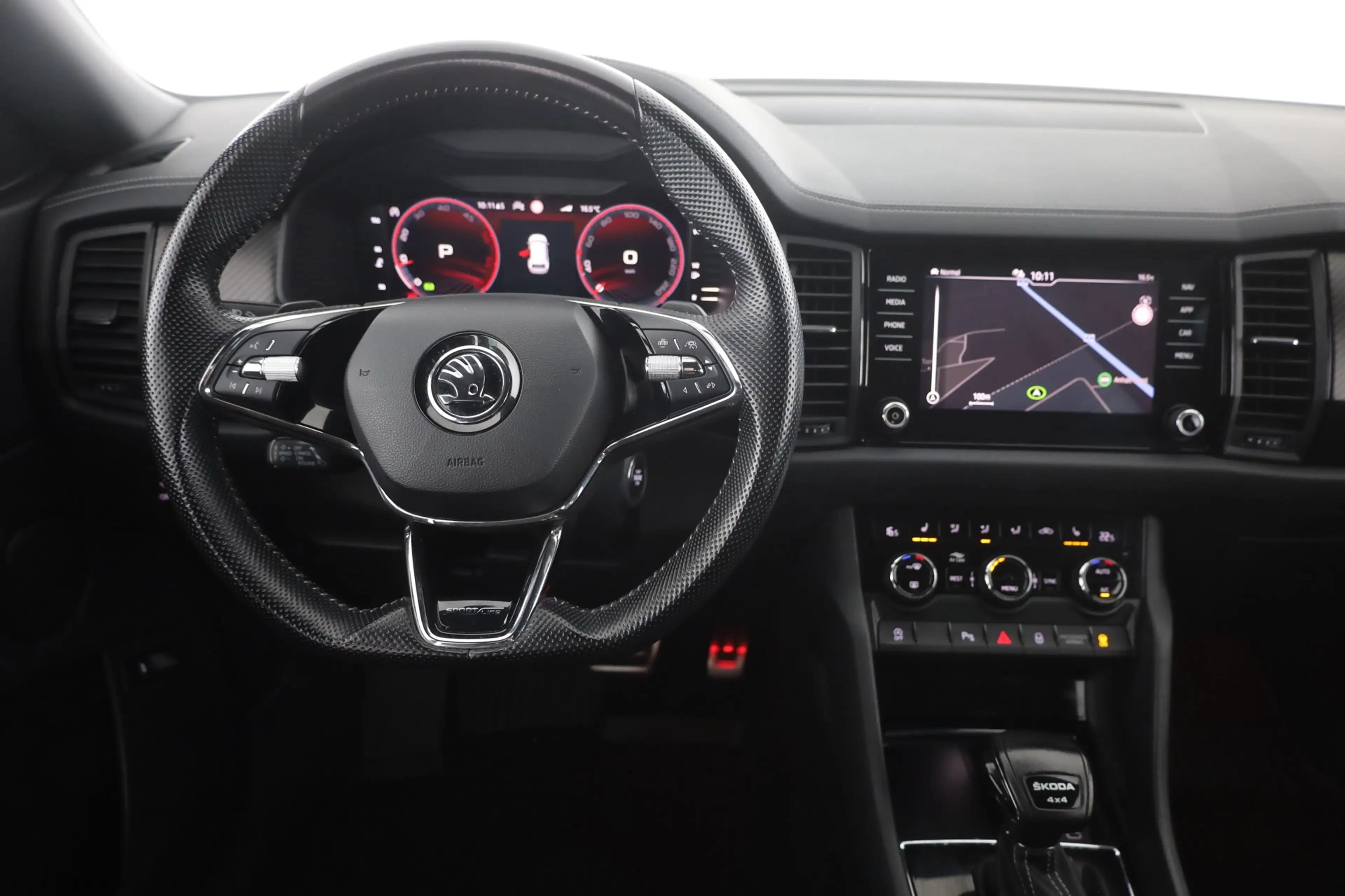 Skoda Kodiaq 2.0 TDI DSG Sportline 4x4 LED Navi AHK — photo 10