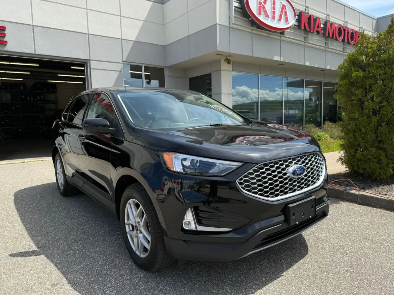 2024 Ford Edge