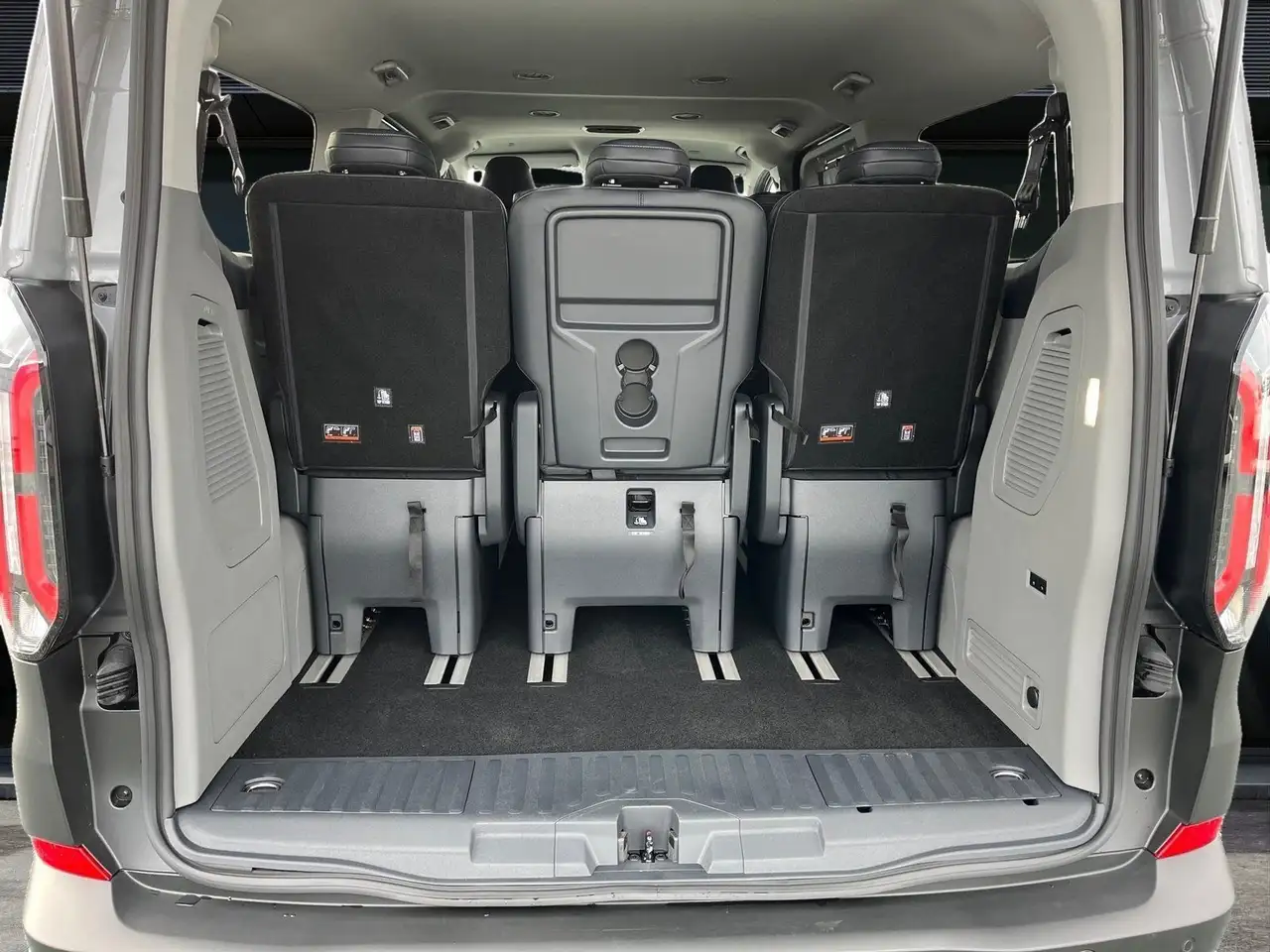 Ford Tourneo Custom Active L2 Aut. 4WD B&O*Matrix-LED 10