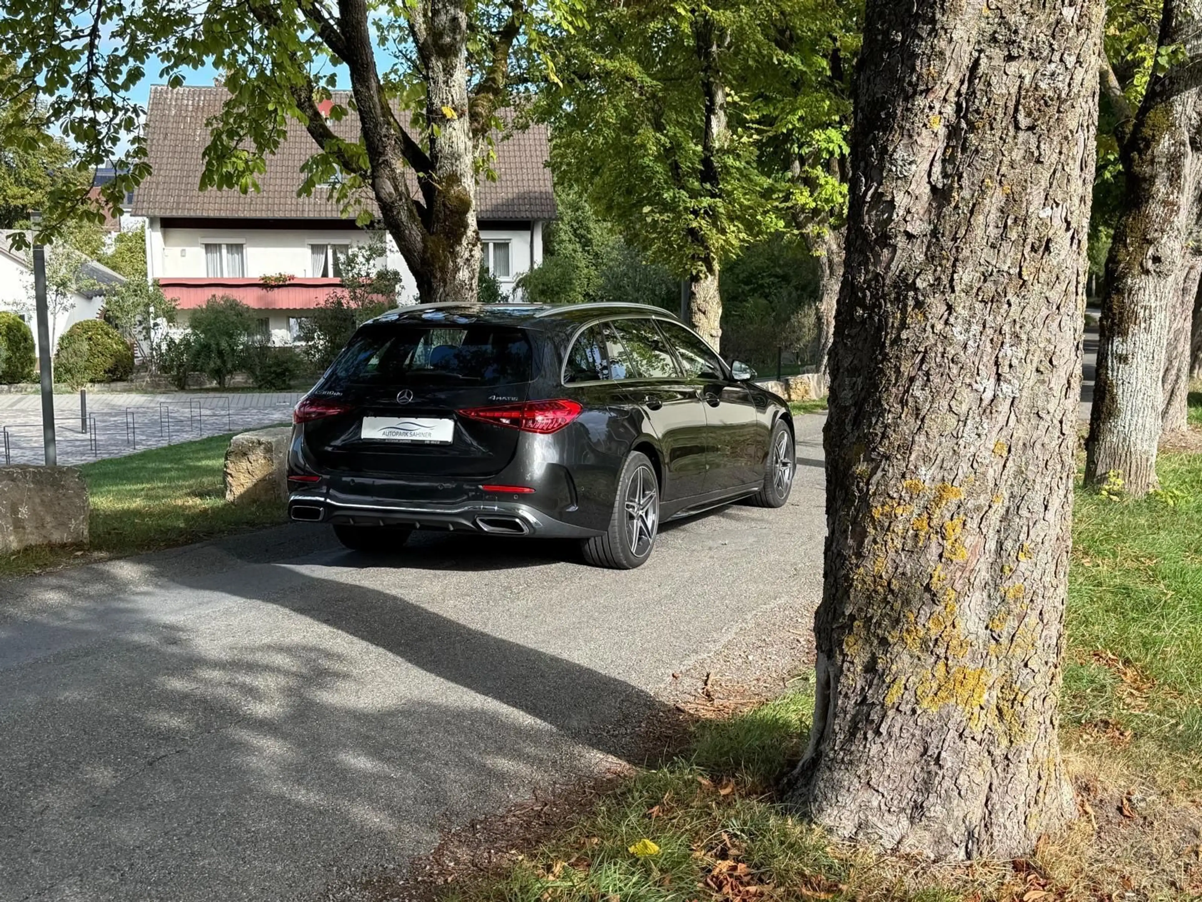 Mercedes-Benz C 300 de T-Modell*4M*BURMESTER*360°* — photo 15