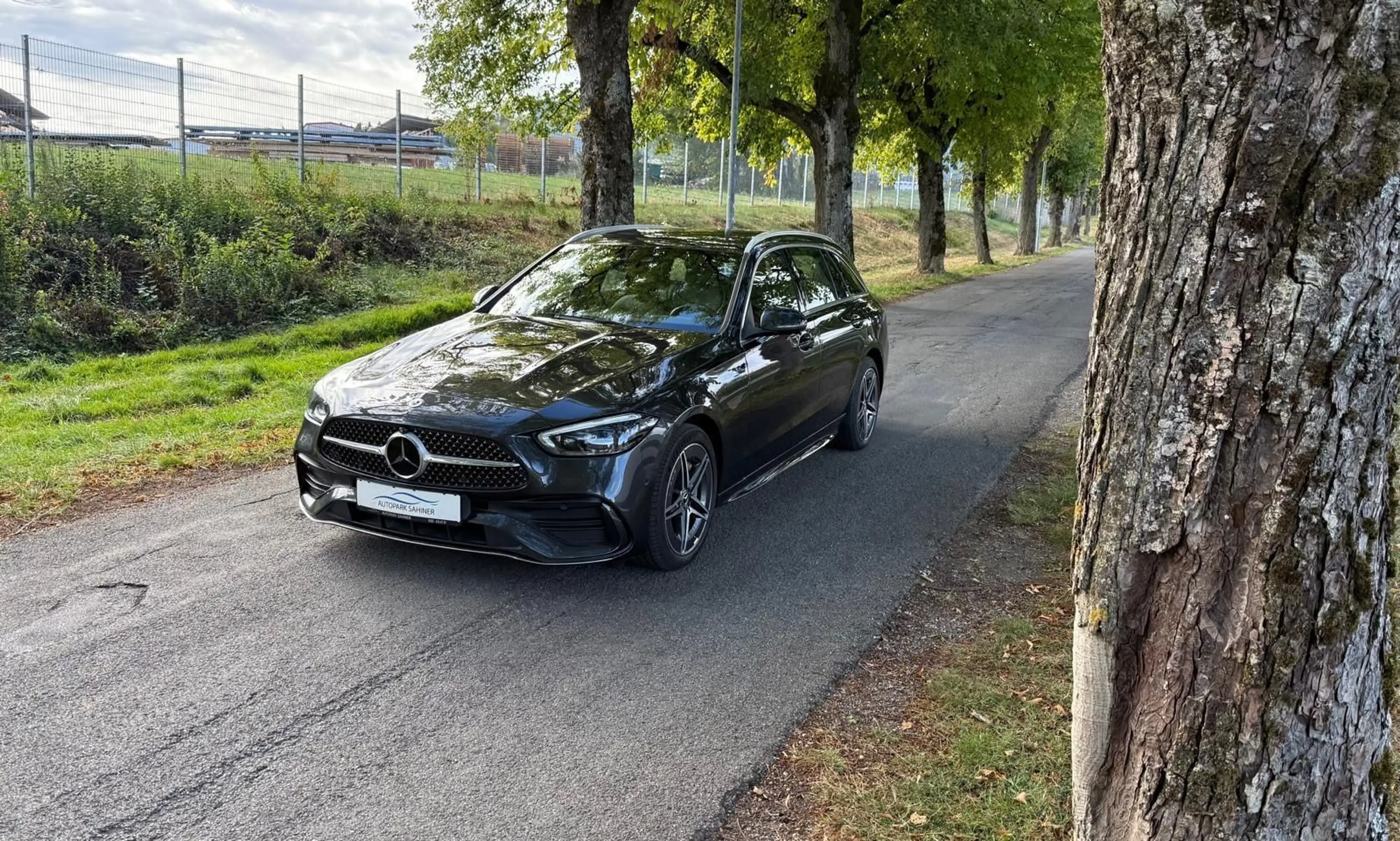 Mercedes-Benz C 300 de T-Modell*4M*BURMESTER*360°* — photo 2