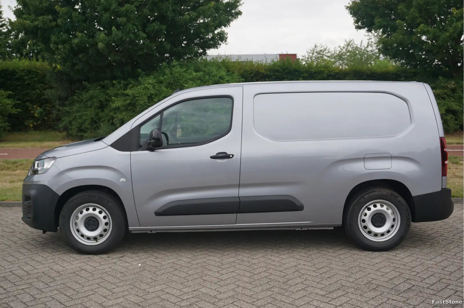 Fiat E-Doblo L2 50 kWh BPM VRIJ Climate, Navi, Camera, Cruise!! Argento - 2