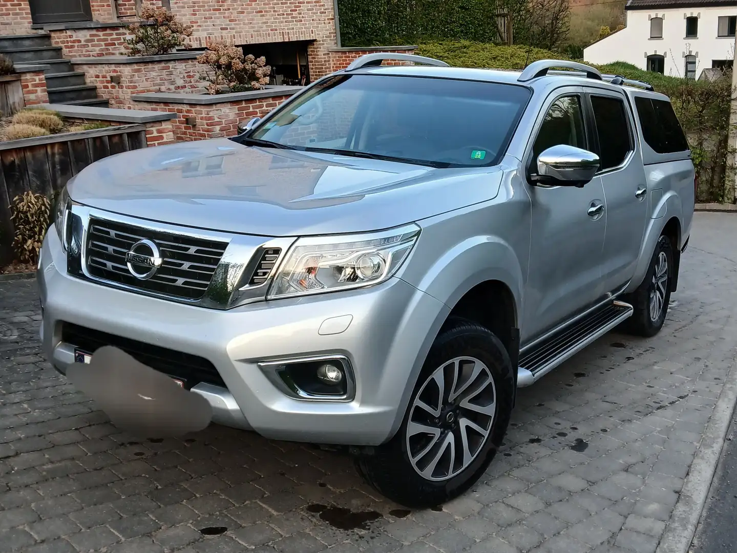 Nissan Navara Navara DC 4x4 EU6 S Zilver - 1