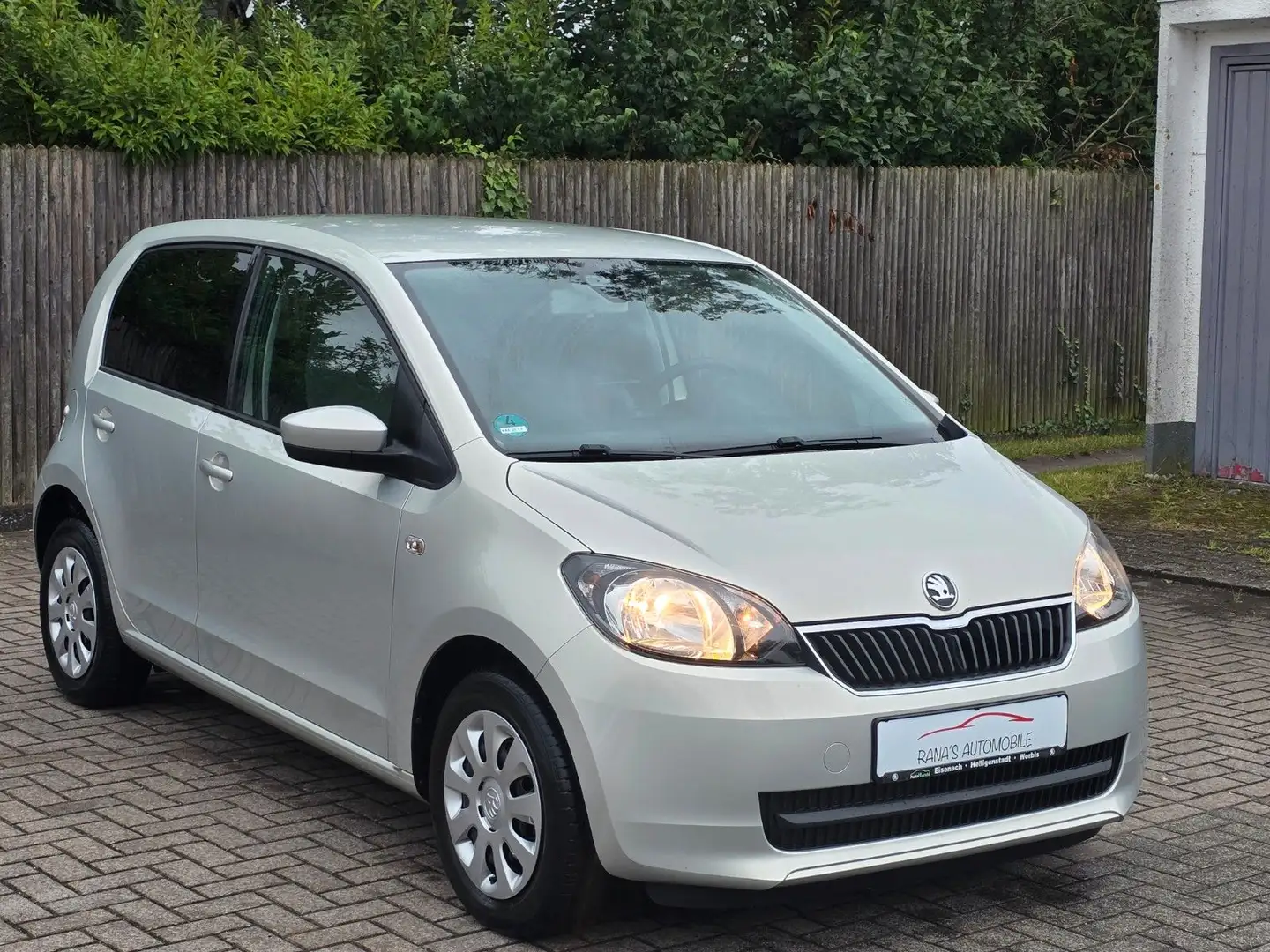 Skoda Citigo Ambition + SHZ + NAVI + KLIMA + 79TKM+TÜV Auriu - 2