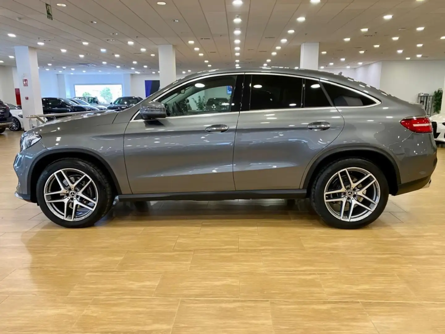Mercedes-Benz GLE 350 350d 4Matic Aut. Gris - 1