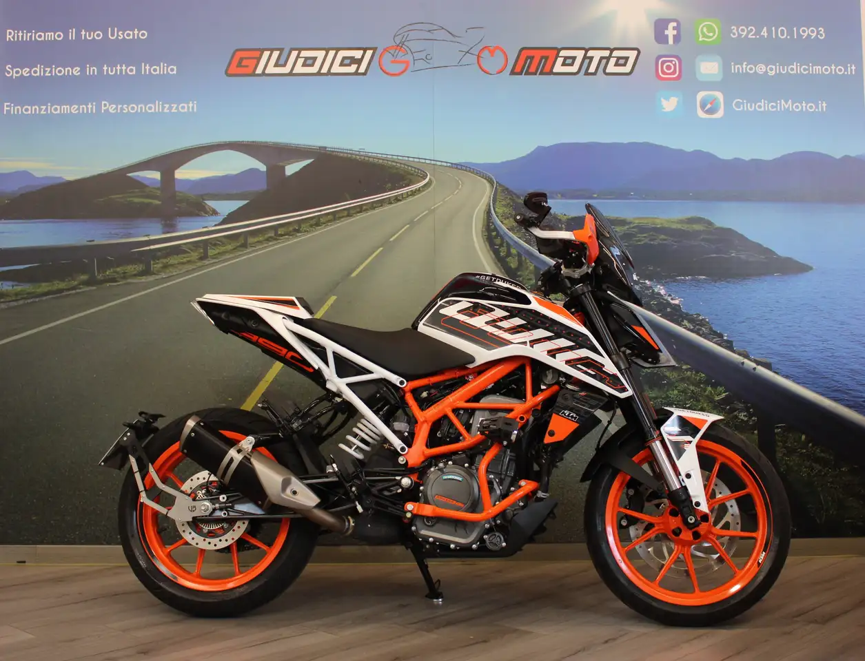 KTM 390 Duke