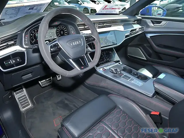 Audi RS6 view 7
