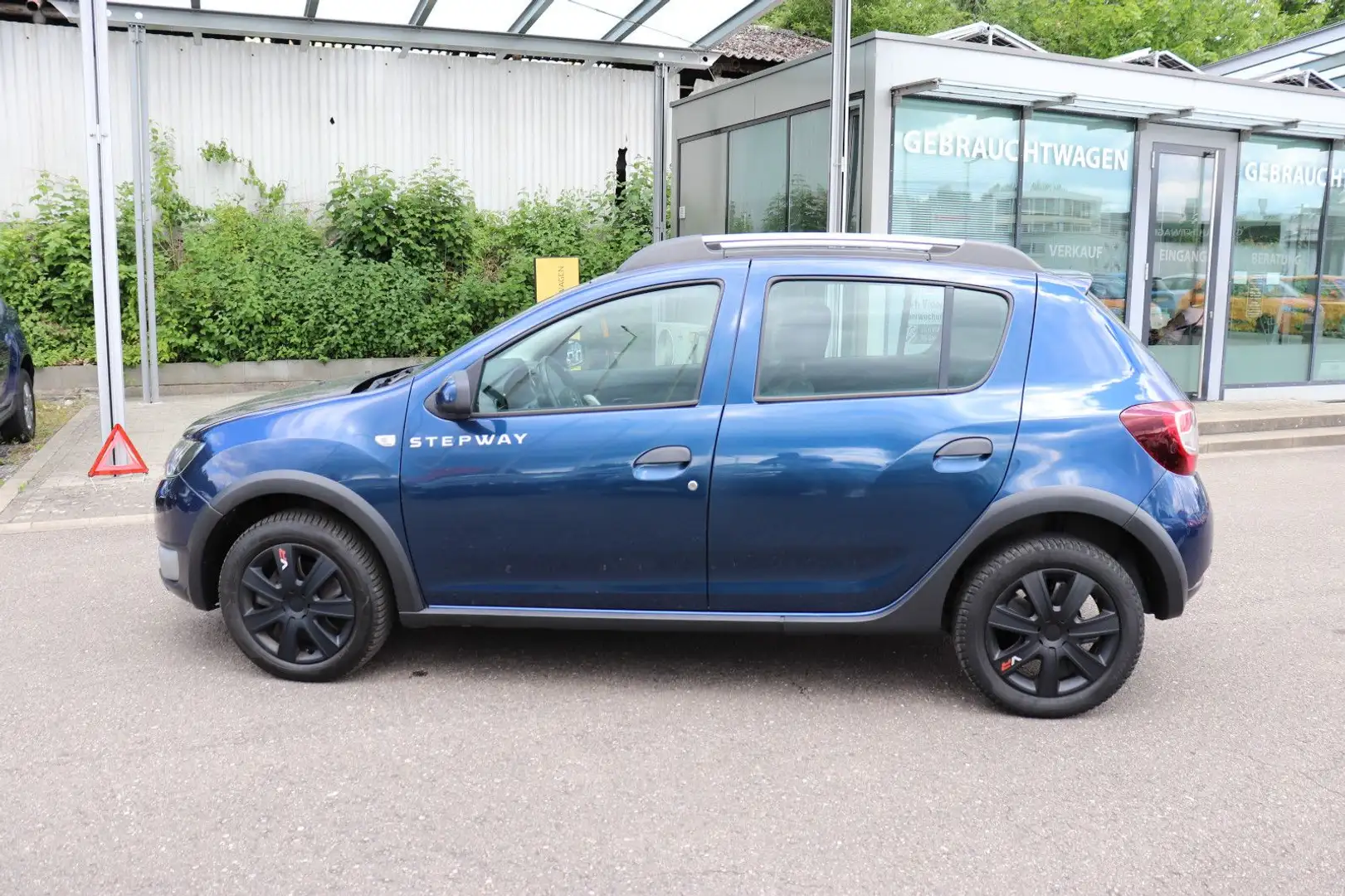Dacia Sandero II Stepway Prestige, rundum Kratzer Blau - 2