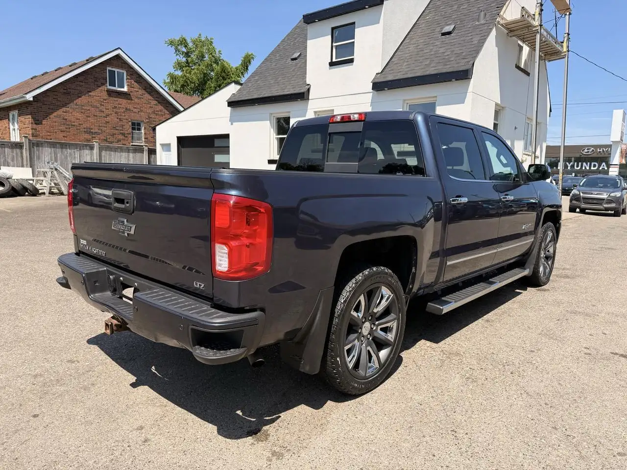 Chevrolet Silverado 1500 снимка Chevrolet Silverado 1500