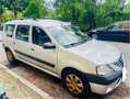 Dacia Logan Logan MCV 1.6 16V Laureate Silber - thumbnail 1