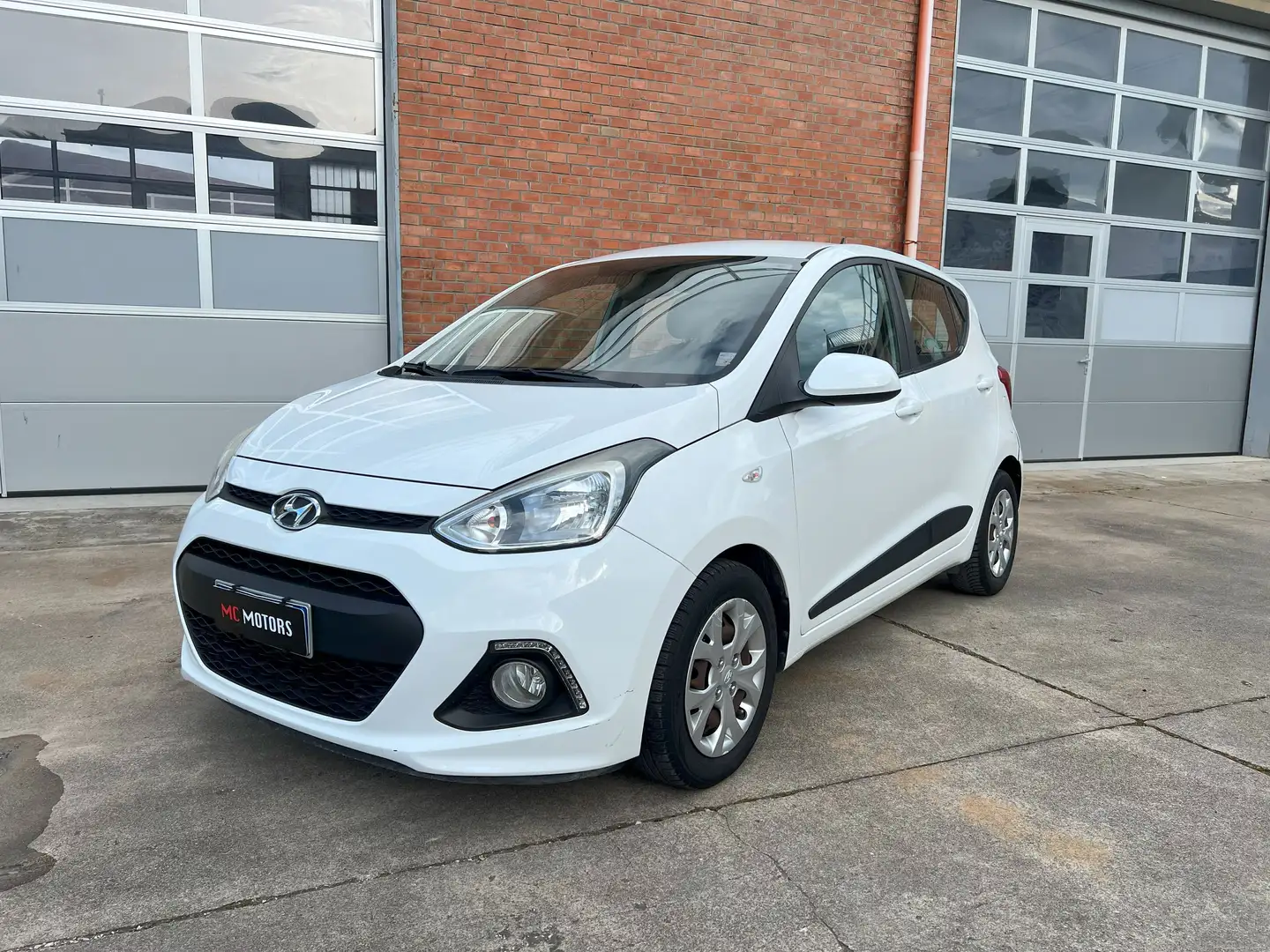 Hyundai i10 i10 1.0 Sound Edition E6 Bianco - 2