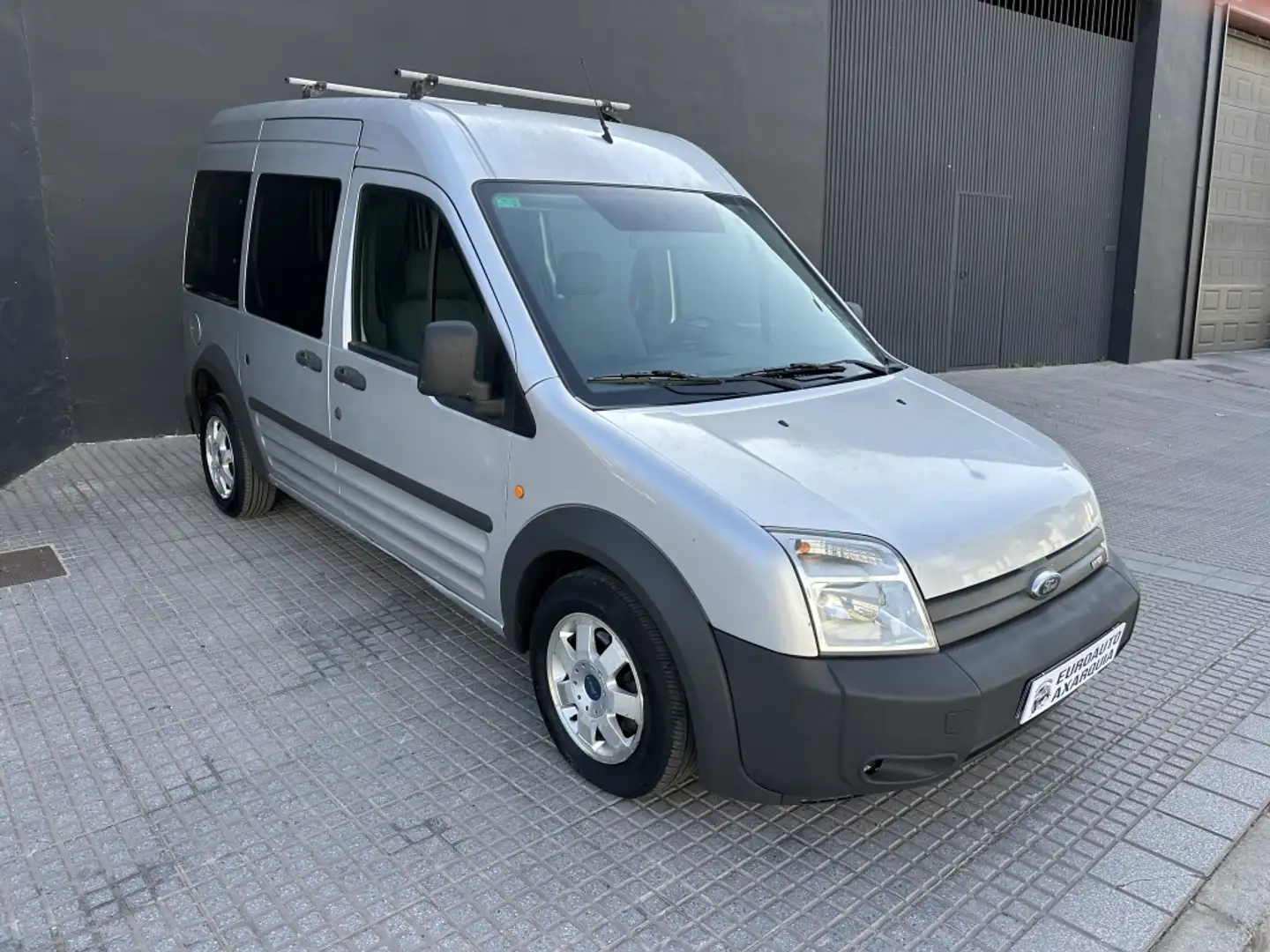 Ford Connect Comercial FORD Industrial  Manual de 5 Pue Grijs - 1