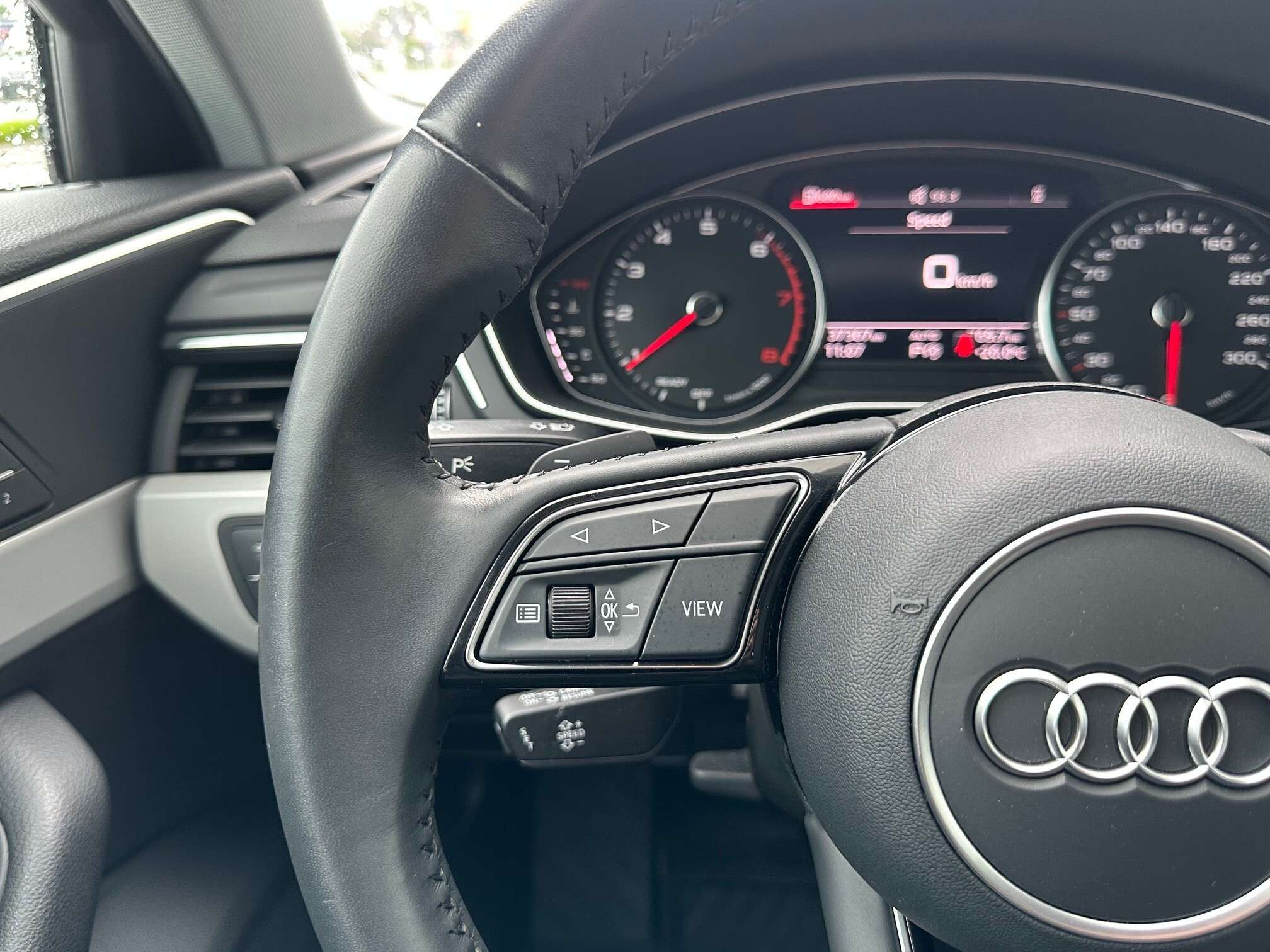 2020 Audi A4 ONE OWNER+DEALER SERVICED! thumb 14