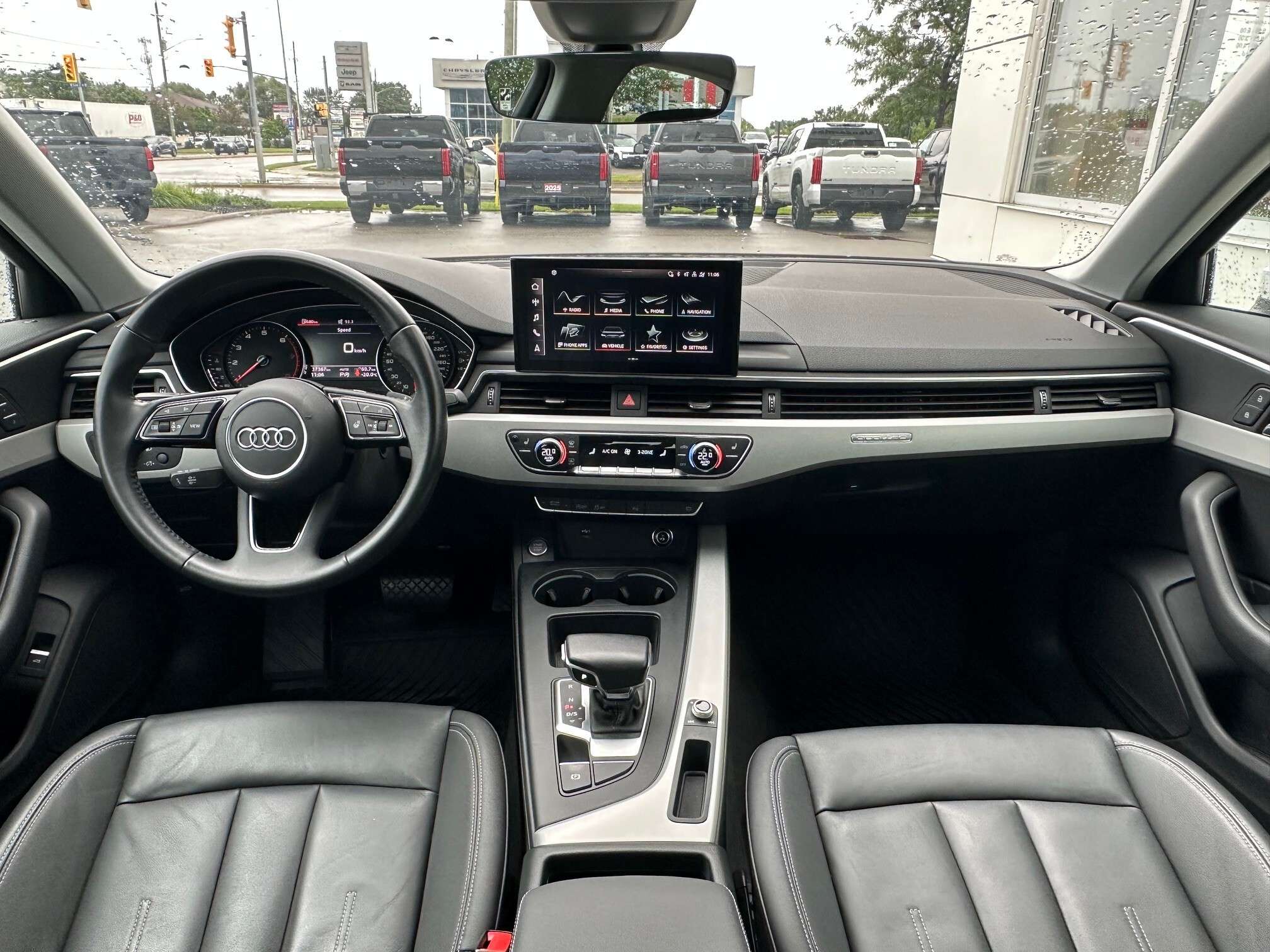 2020 Audi A4 ONE OWNER+DEALER SERVICED! thumb 11