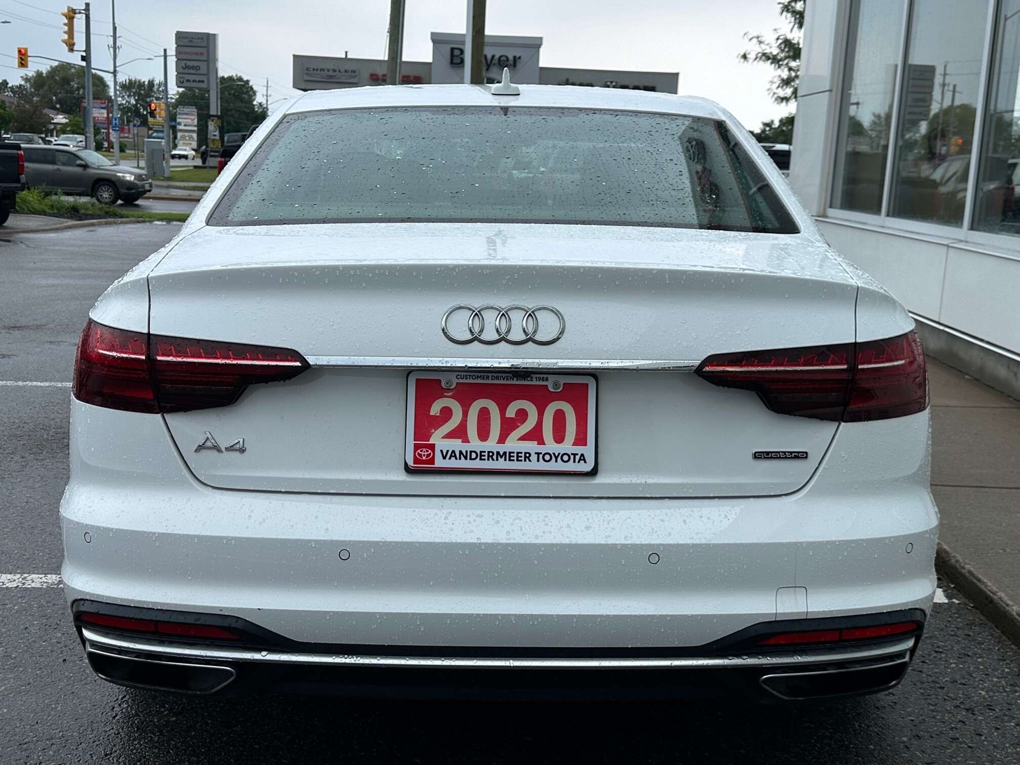 2020 Audi A4 ONE OWNER+DEALER SERVICED! thumb 6