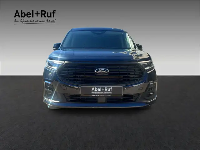 Ford Transit Connect view 2