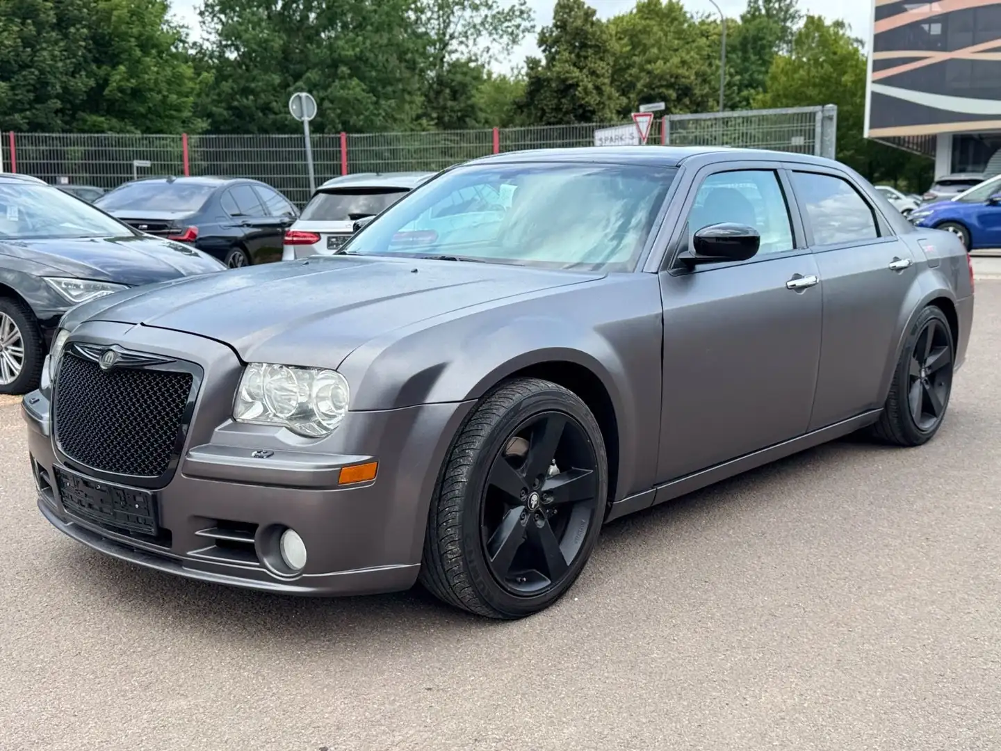 Chrysler 300C SRT 8 6.1 L   03/2027 - 1