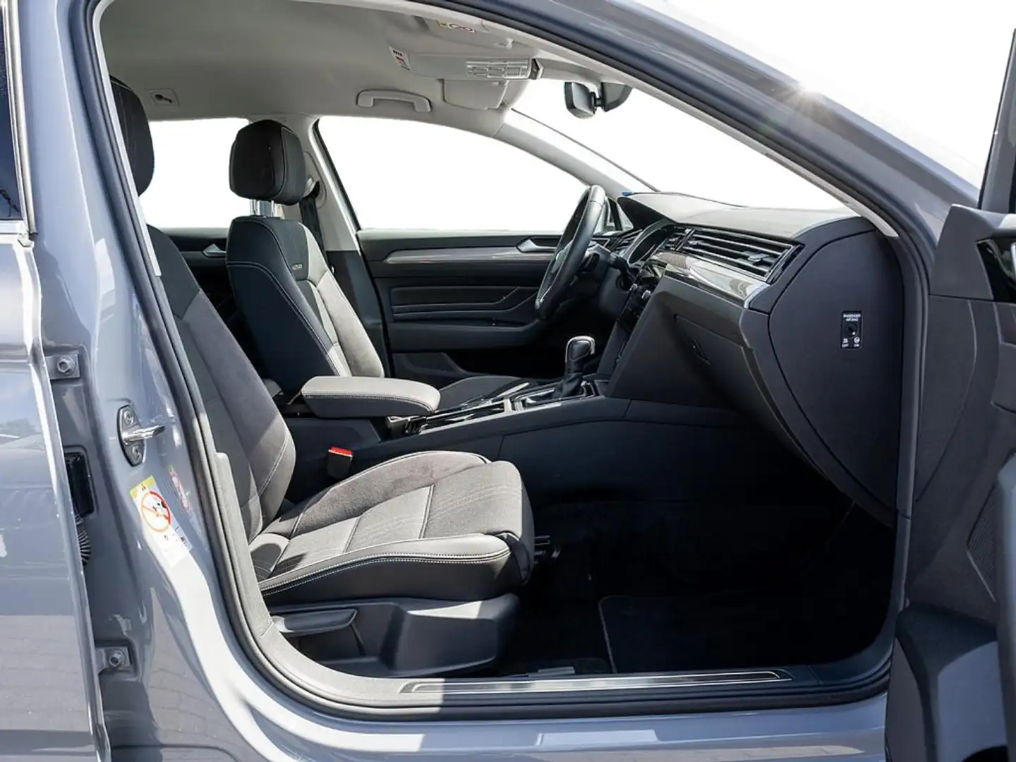Volkswagen Passat Alltrack 2.0 TDI 4M DSG AHK NAVI KAM S Grau - 2