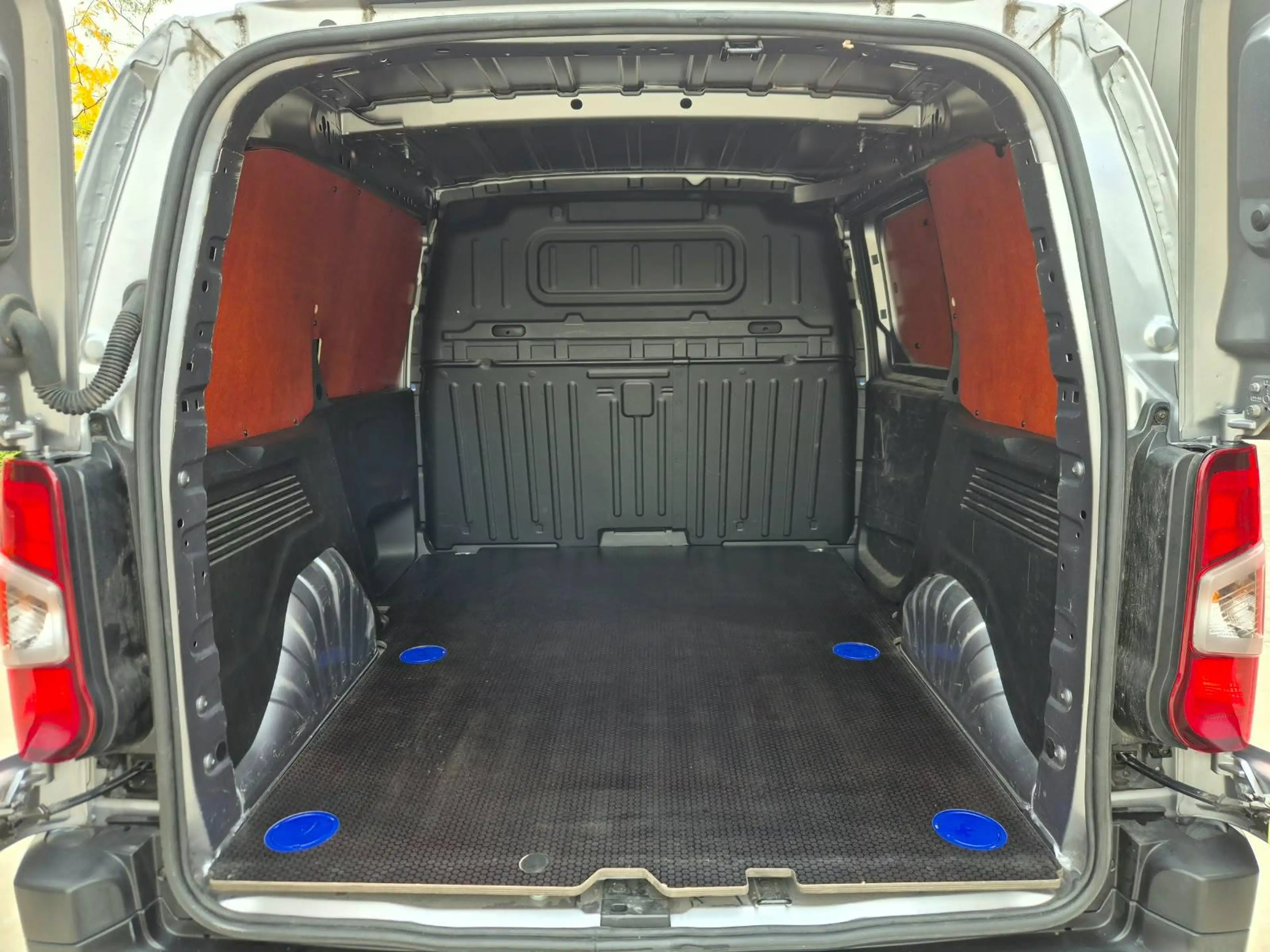 Peugeot Partner Heavy 1.5 BlueHDi 130 EAT8 Premium (€14041+BTW) — photo 9