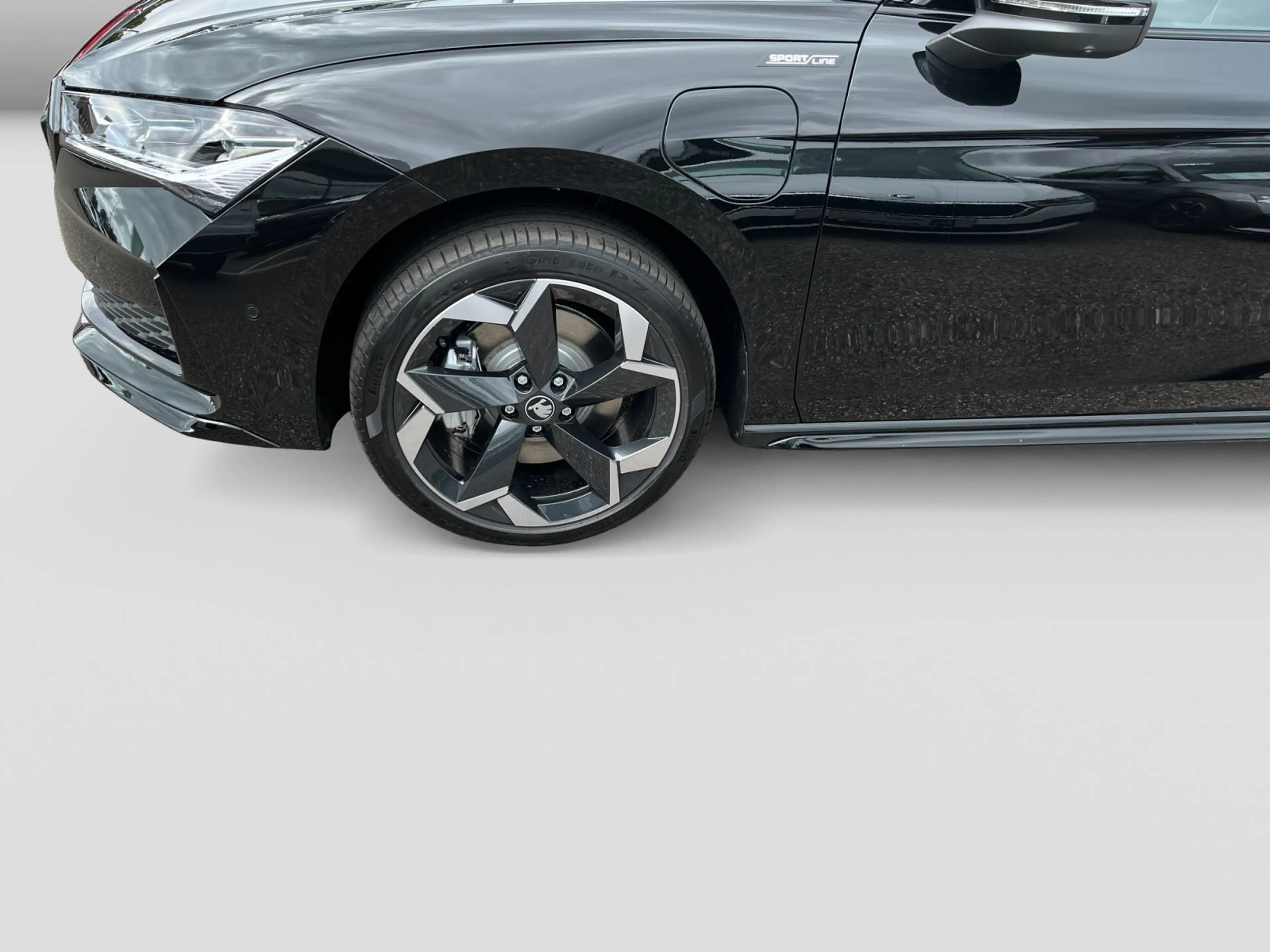 Skoda Superb Combi Sportline 1,5 TSI iV pACC HuD AHK — photo 5