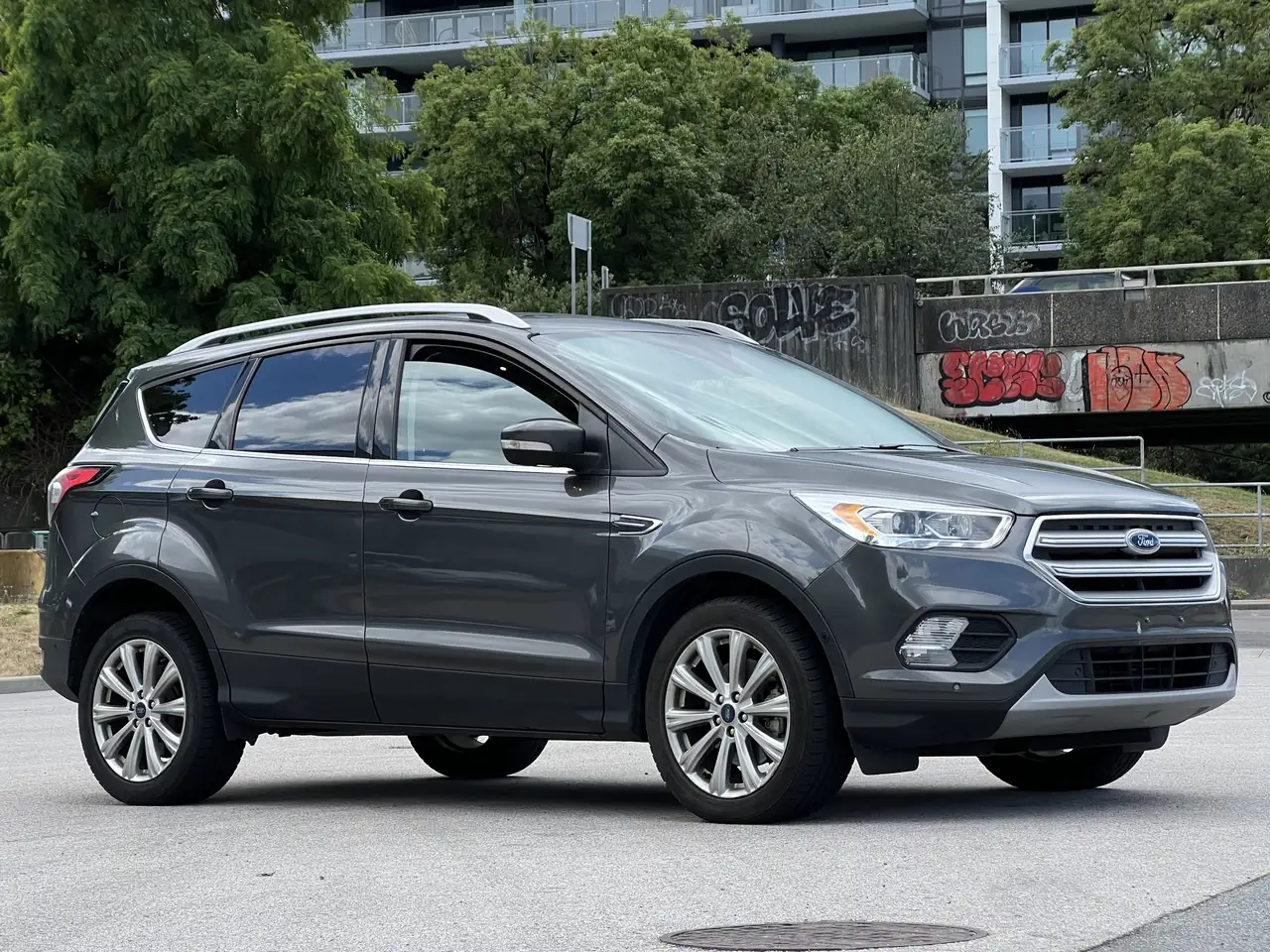 Ford Escape снимка Ford Escape