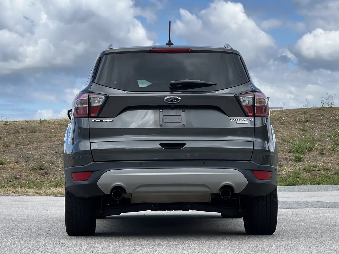 Ford Escape снимка Ford Escape