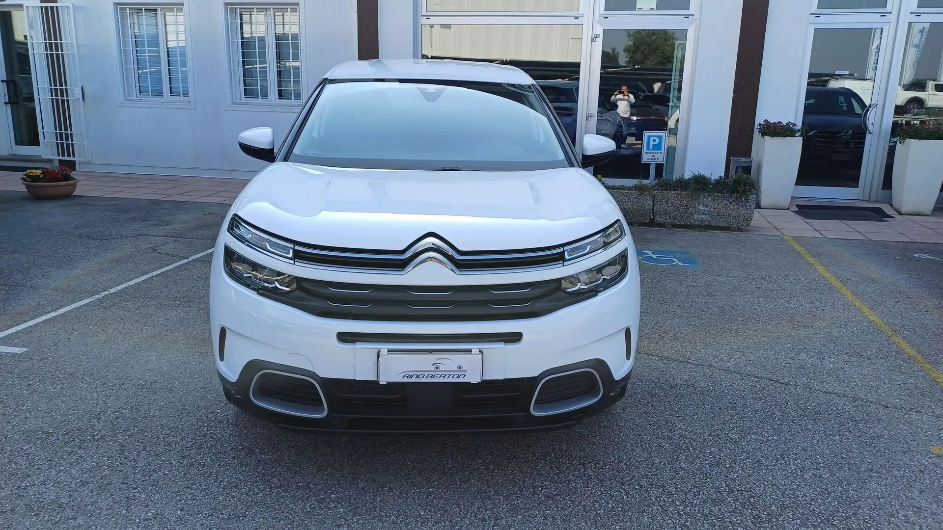 Citroen C5 Aircross BlueHDi 130 S&S Feel Weiß - 1