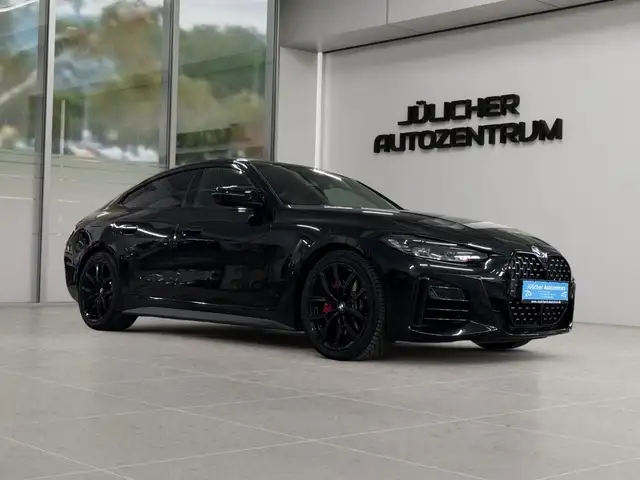 BMW M4 i xDrive Gran Coupé A, Inspektion + Tüv/Au