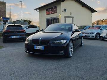 Serie 3 E92 335i Coupe