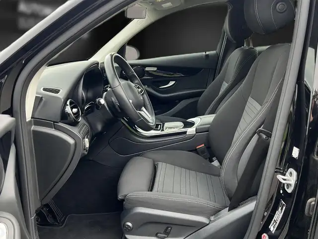 Mercedes-Benz GLC view 15