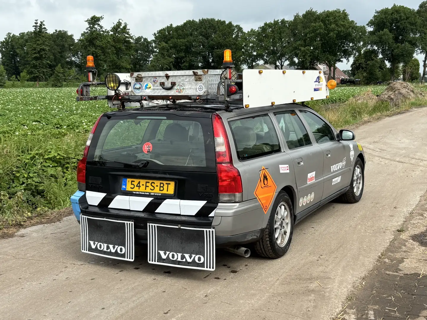 Volvo V70 2.4 Comfort Line Groen - 2