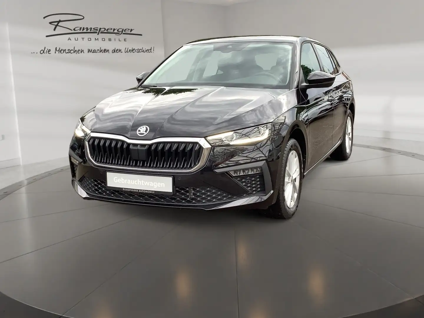 Skoda Scala 1.0 TSI DSG Selection GRA Vorbe.AHK Navi Schwarz - 2