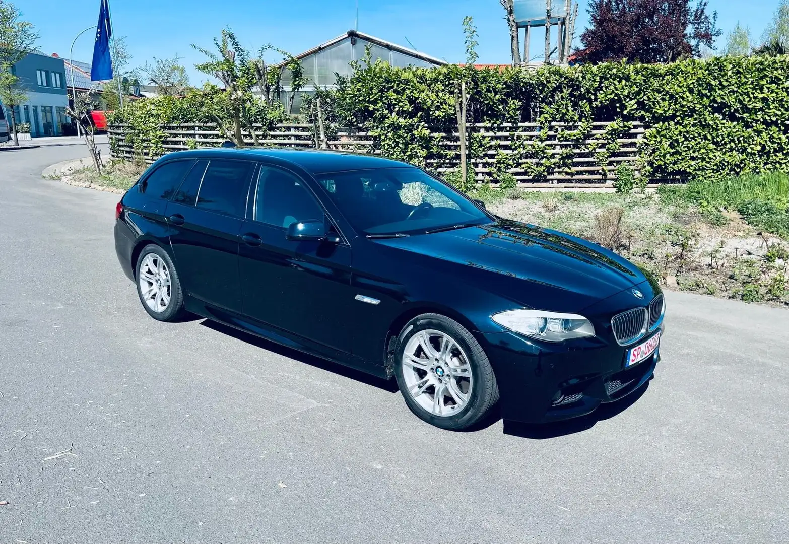 BMW 530 530d / M-Technic / AHK / Alcantara / uvm. Noir - 1