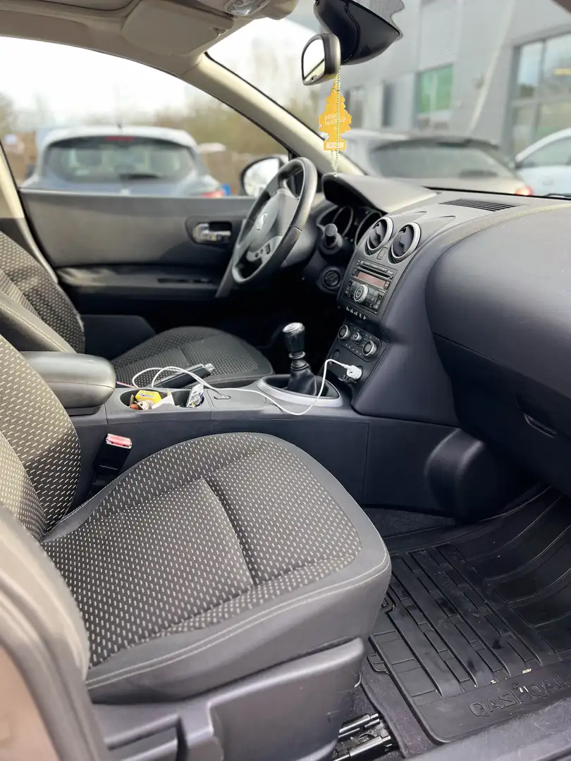 Nissan Qashqai 1.5 dCi 106 Tekna - 2