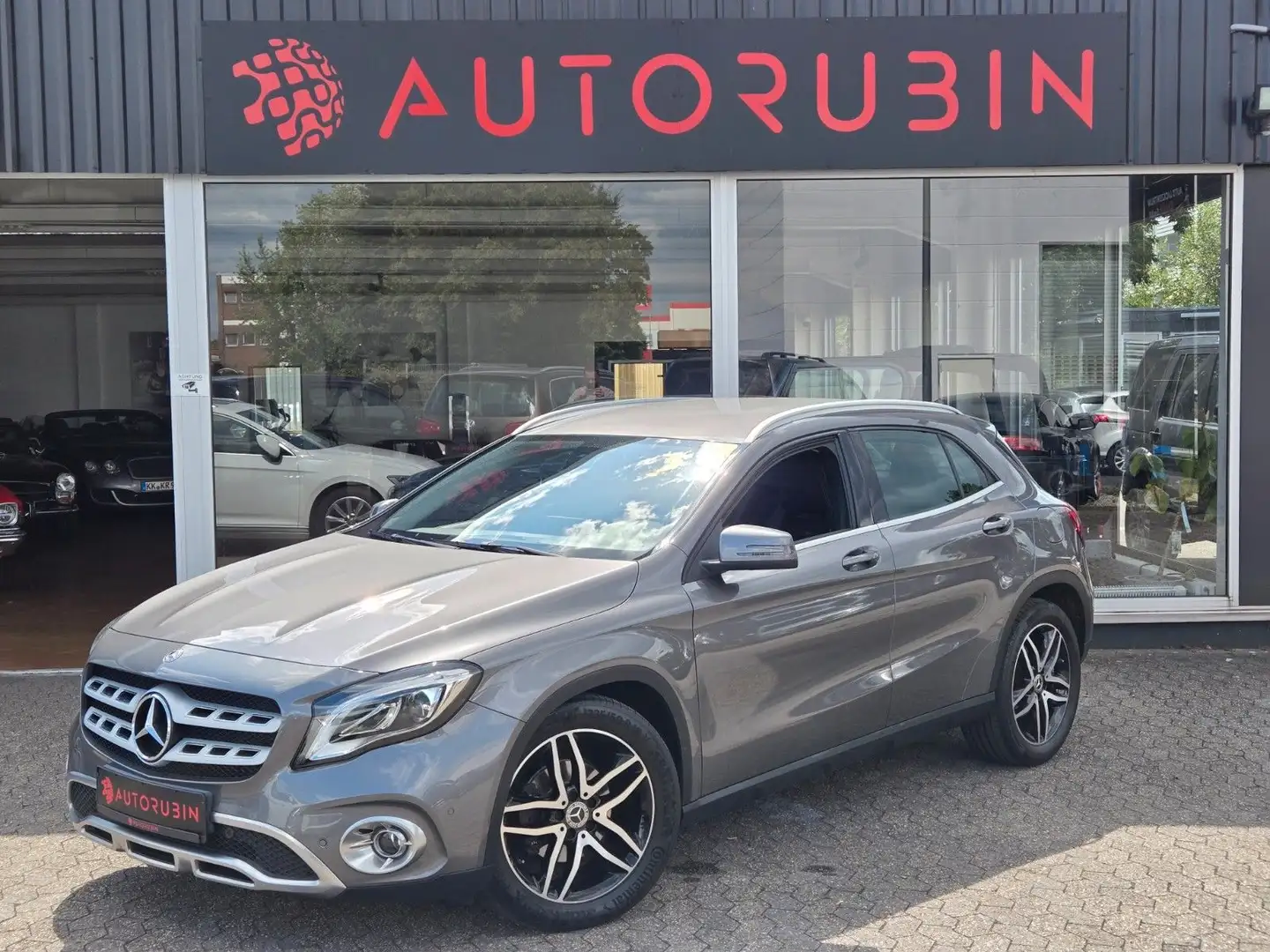 Mercedes-Benz GLA 200 LED/KAMERA/ Gris - 1