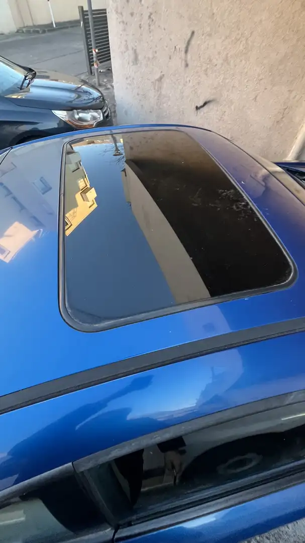 Hyundai Tiburon - 2