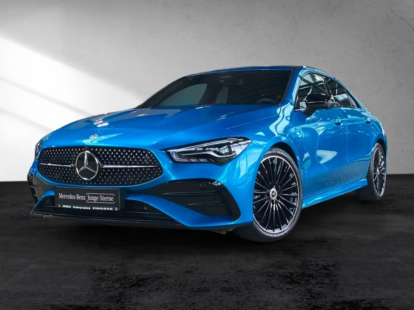 Mercedes-Benz CLA 250 CLA 250 4M AMG Line Night 360° Navi Sitzh. LED Blau - 2