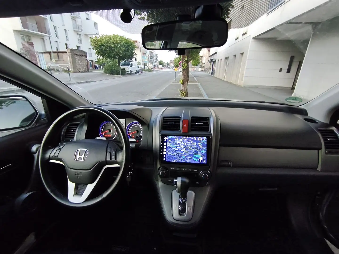 Honda CR-V - 1