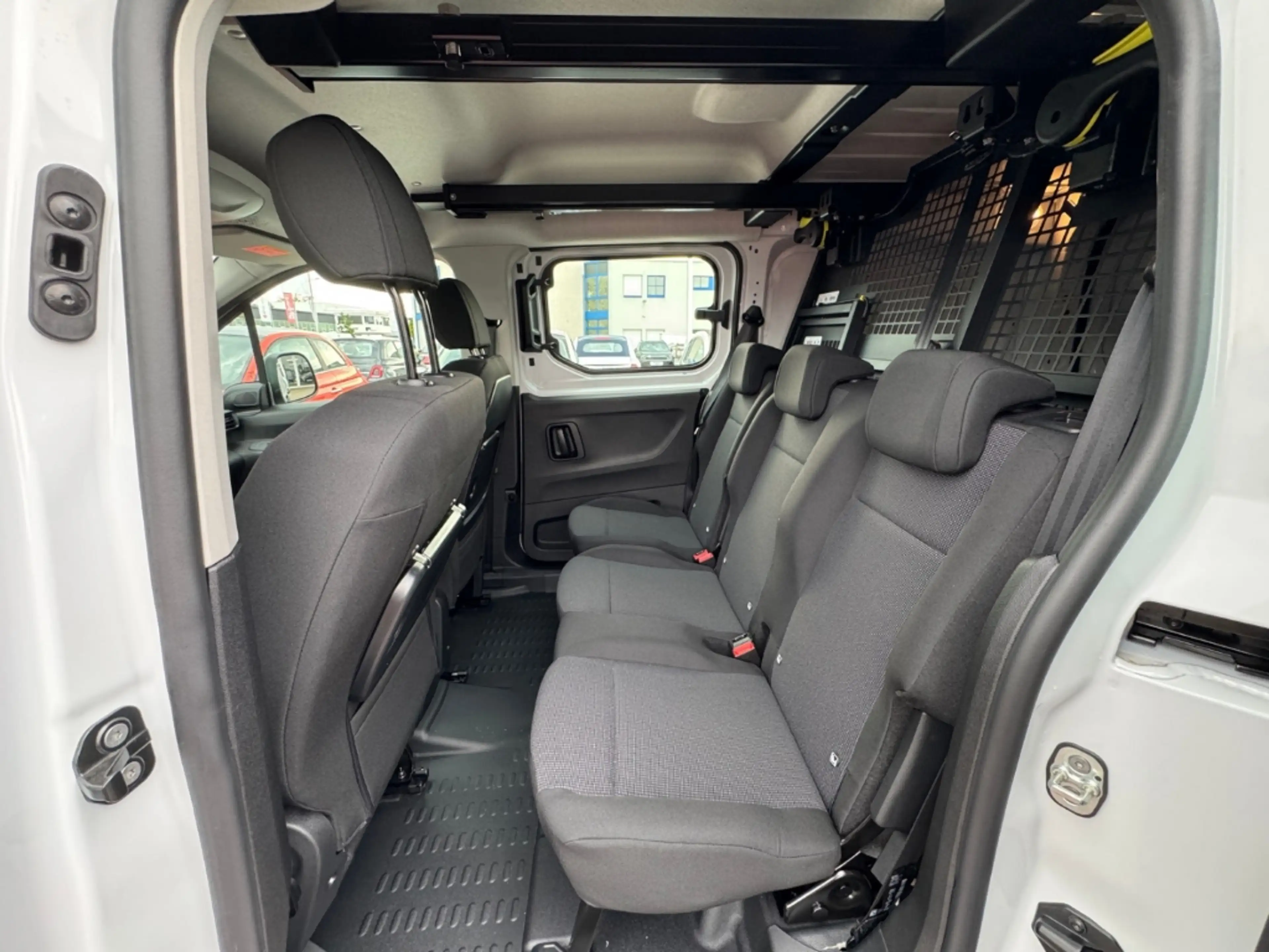 Fiat Doblo Multicab XL+AUTOMATIK+KAMERA+CARPLAY+SHZ+KLIMAAUTO — photo 22