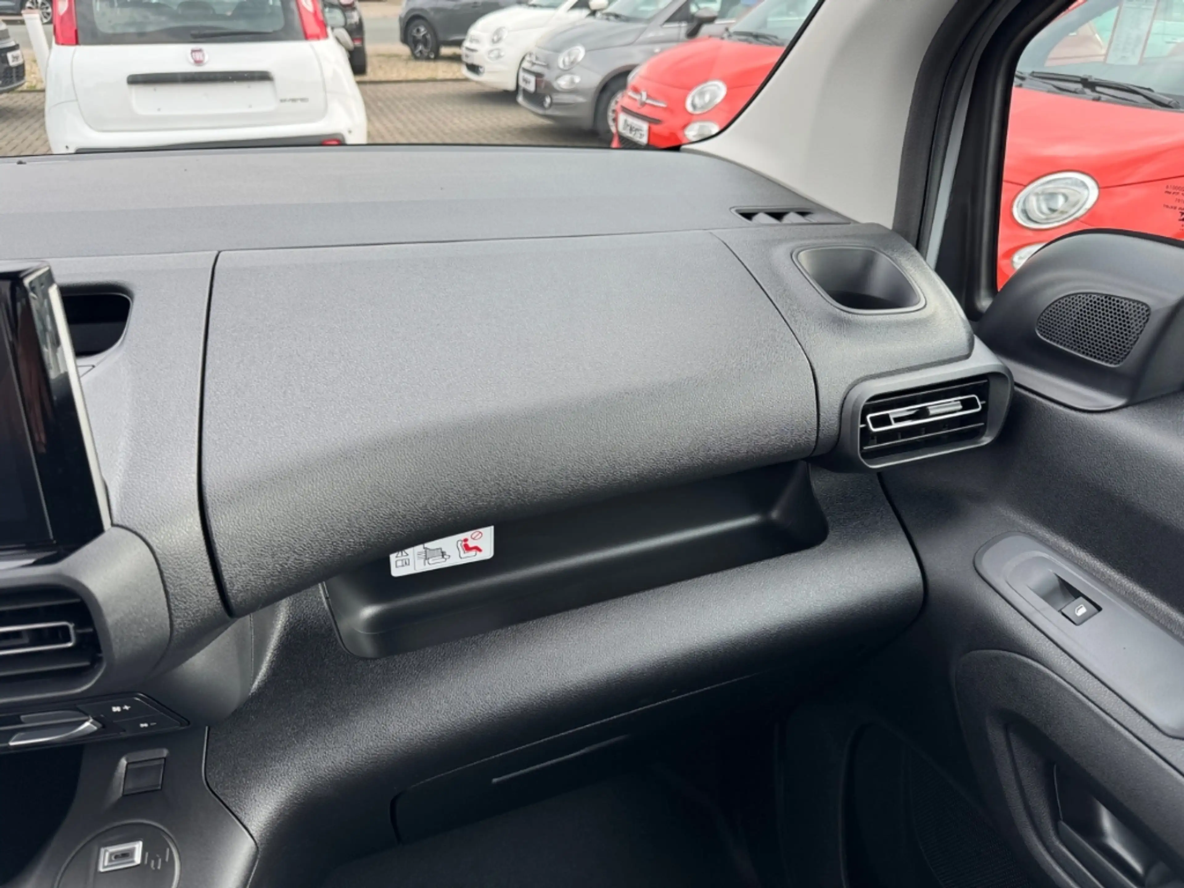 Fiat Doblo Multicab XL+AUTOMATIK+KAMERA+CARPLAY+SHZ+KLIMAAUTO — photo 35
