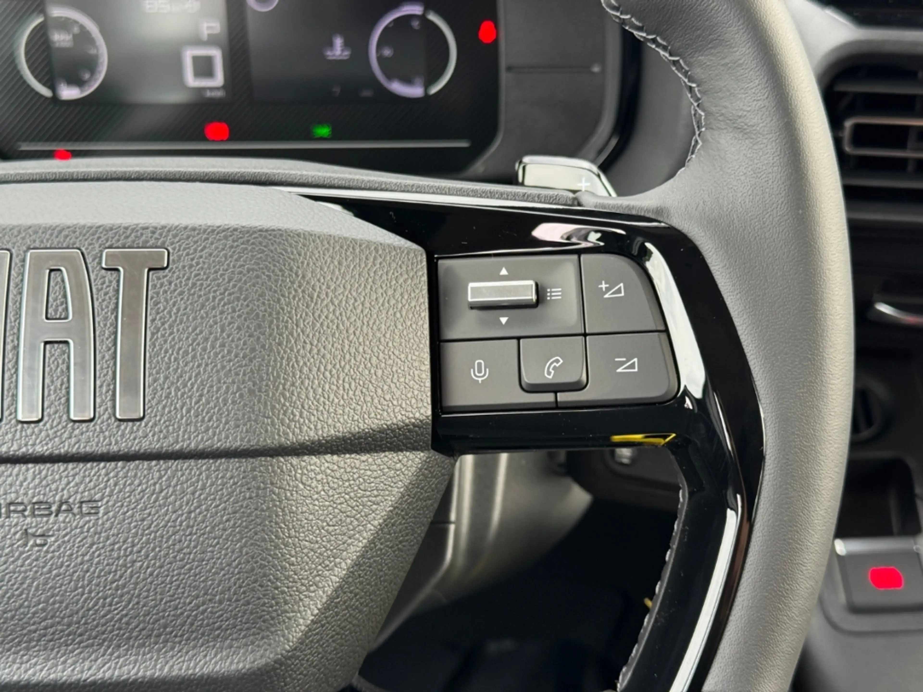 Fiat Doblo Multicab XL+AUTOMATIK+KAMERA+CARPLAY+SHZ+KLIMAAUTO — photo 32