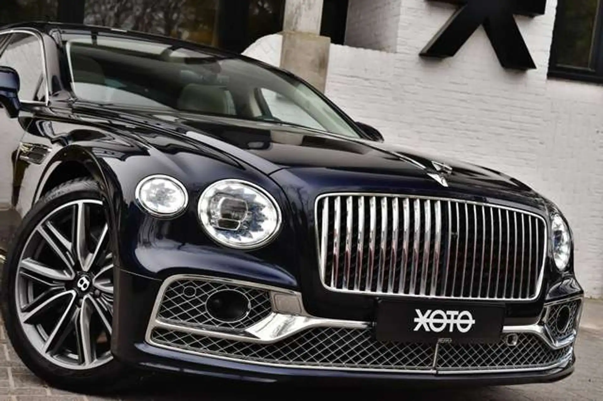 Bentley Flying Spur Flying Spur 2023 블랙 사진 7