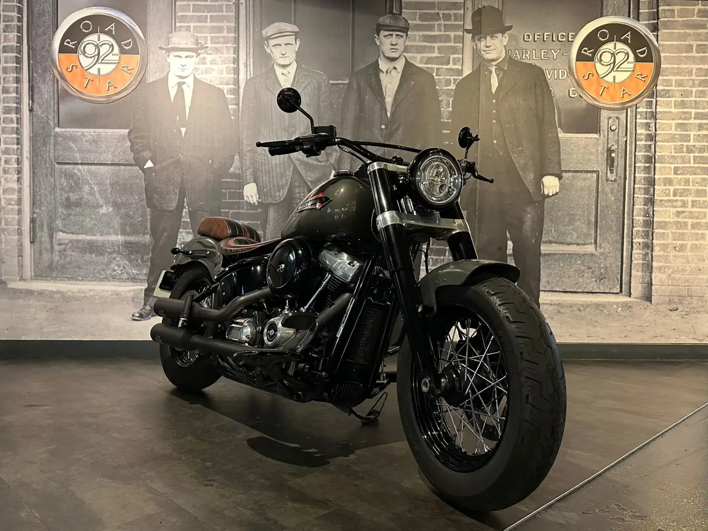 Harley-Davidson Softail Slim Gris - 2