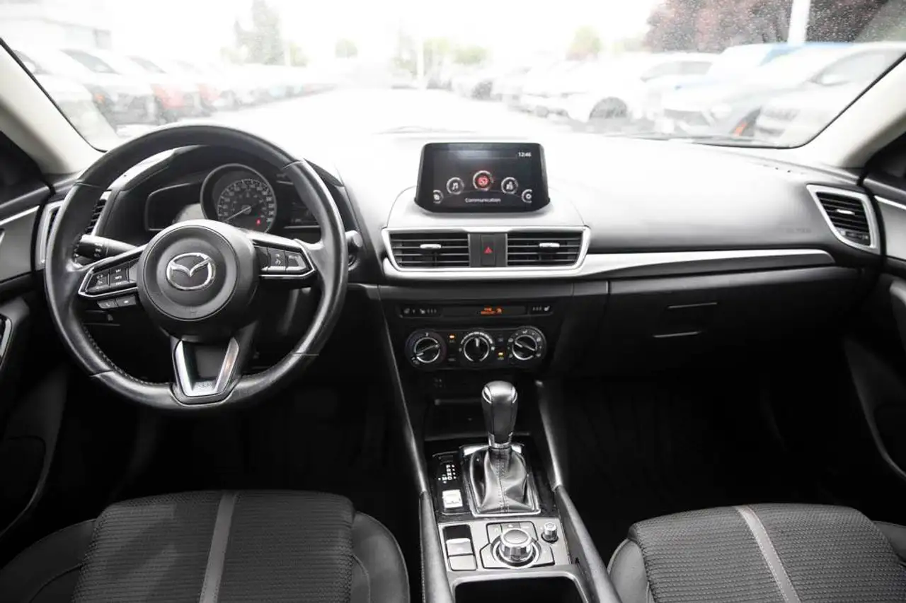 Mazda 3 photo Mazda 3