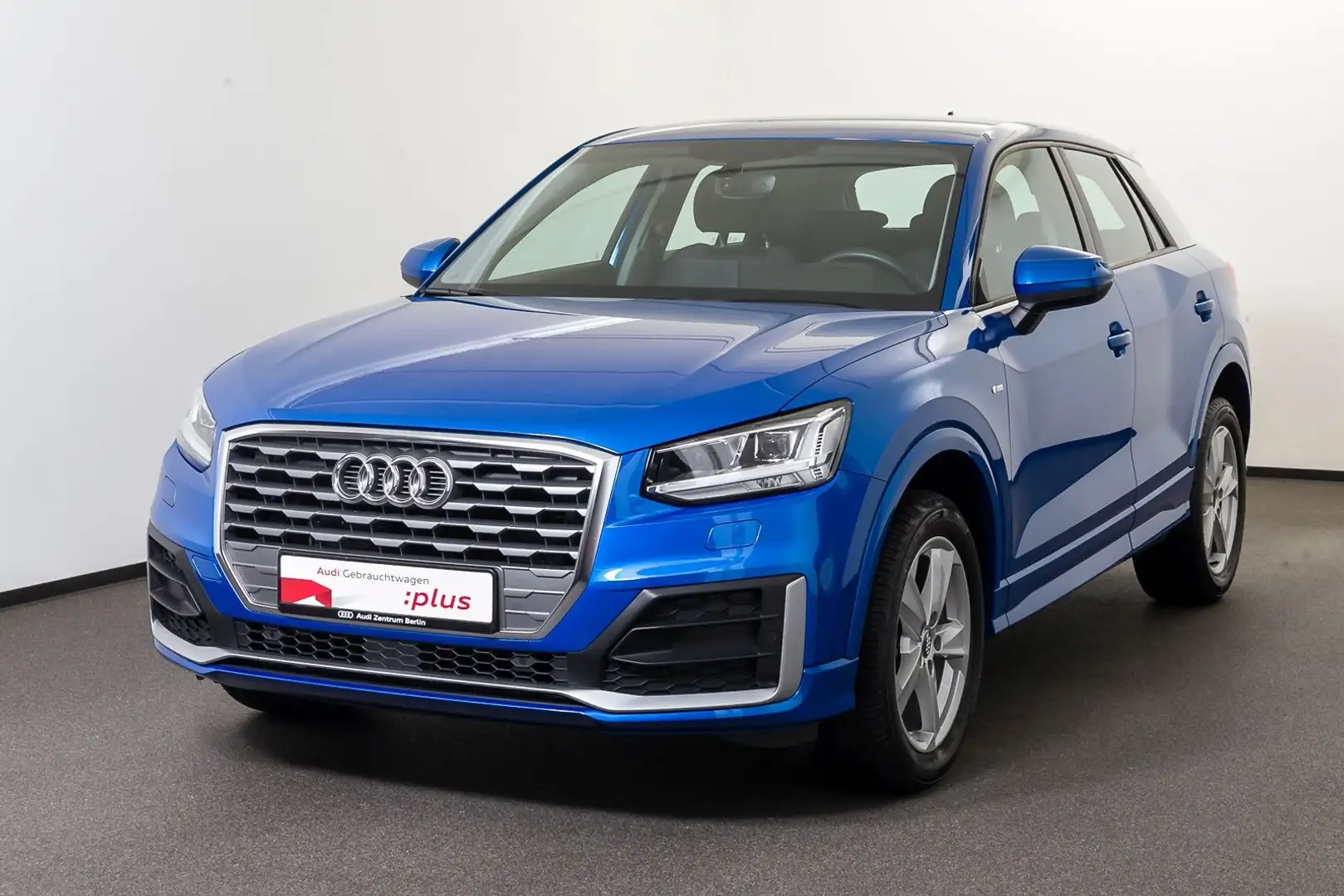 Audi Q2 sport 30 TDI S tr. SITZHZG PDC LED Niebieski - 2