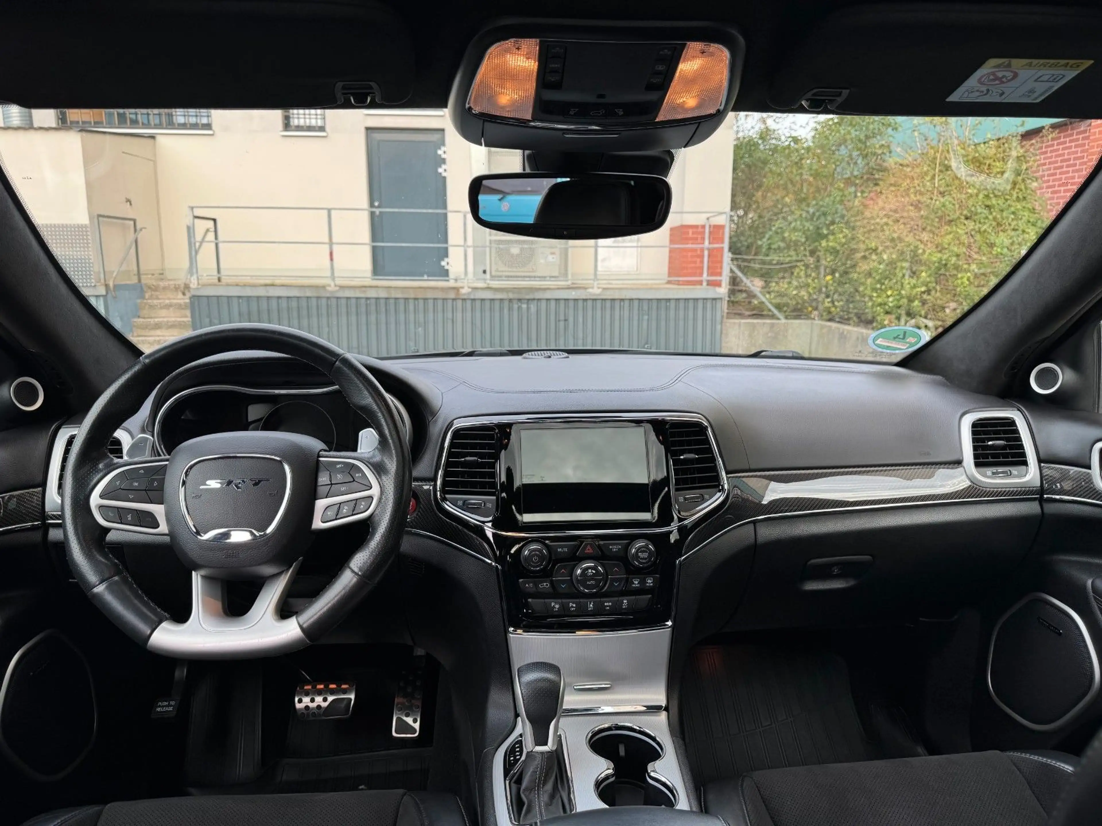 Jeep Grand Cherokee 6.4 V8 HEMI SRT — photo 14