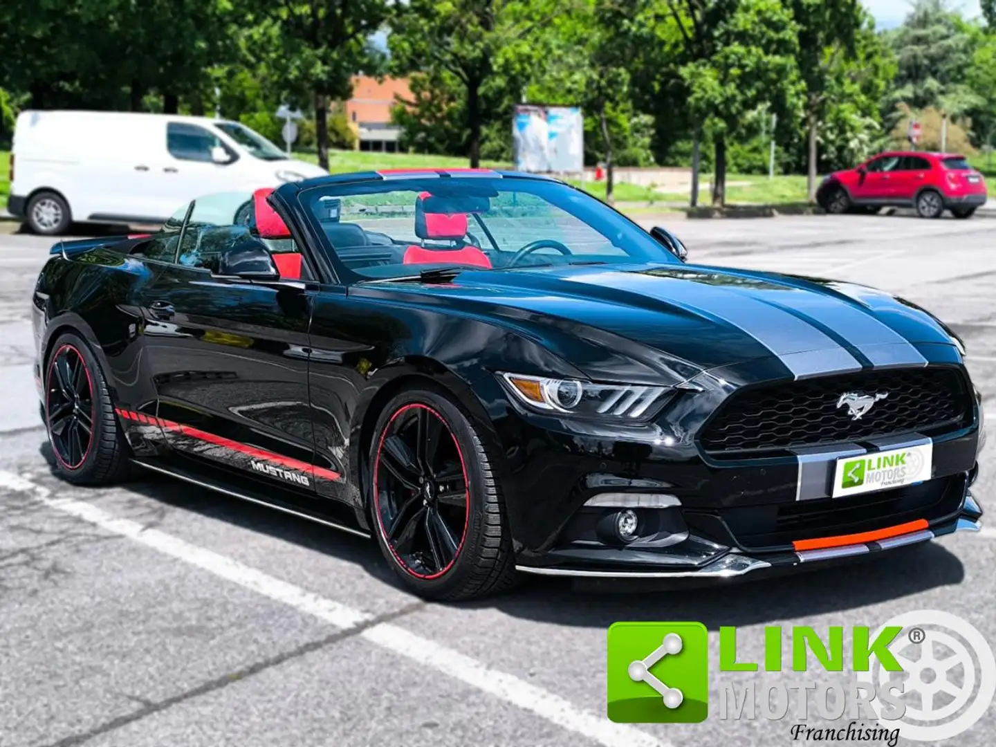 Ford Mustang 2.3 EcoBoost Cabrio Automatica GARANTITA Zwart - 1