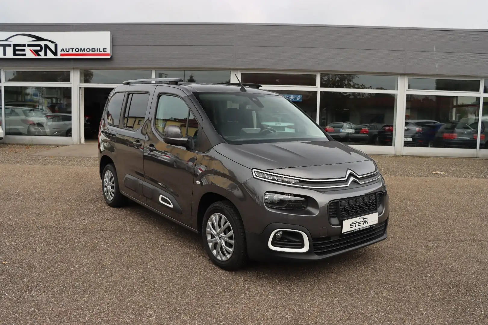 Citroen Berlingo Feel M l 1.HAND l Grau - 1