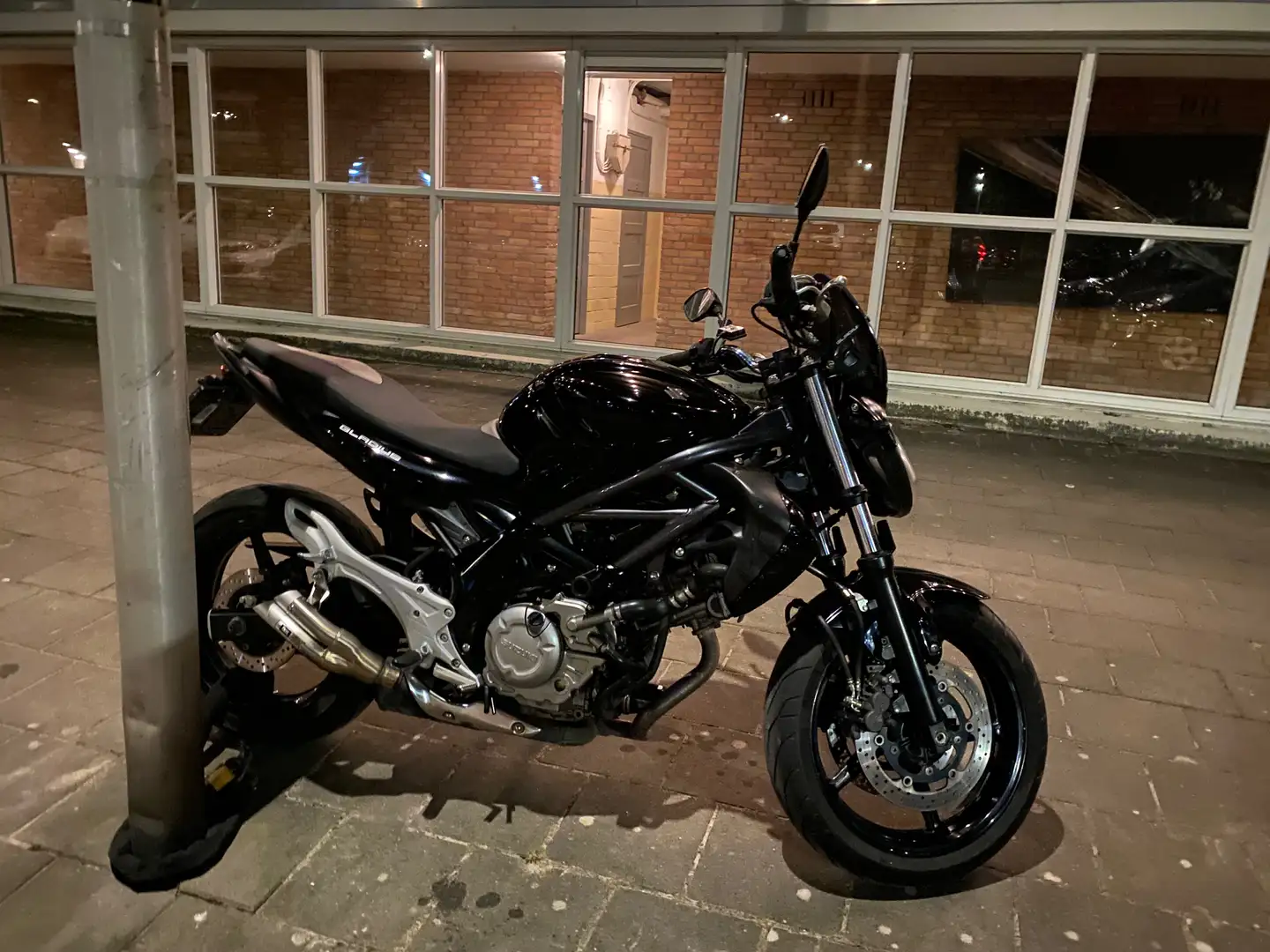 Suzuki SV 650 SFV650 Zwart - 1