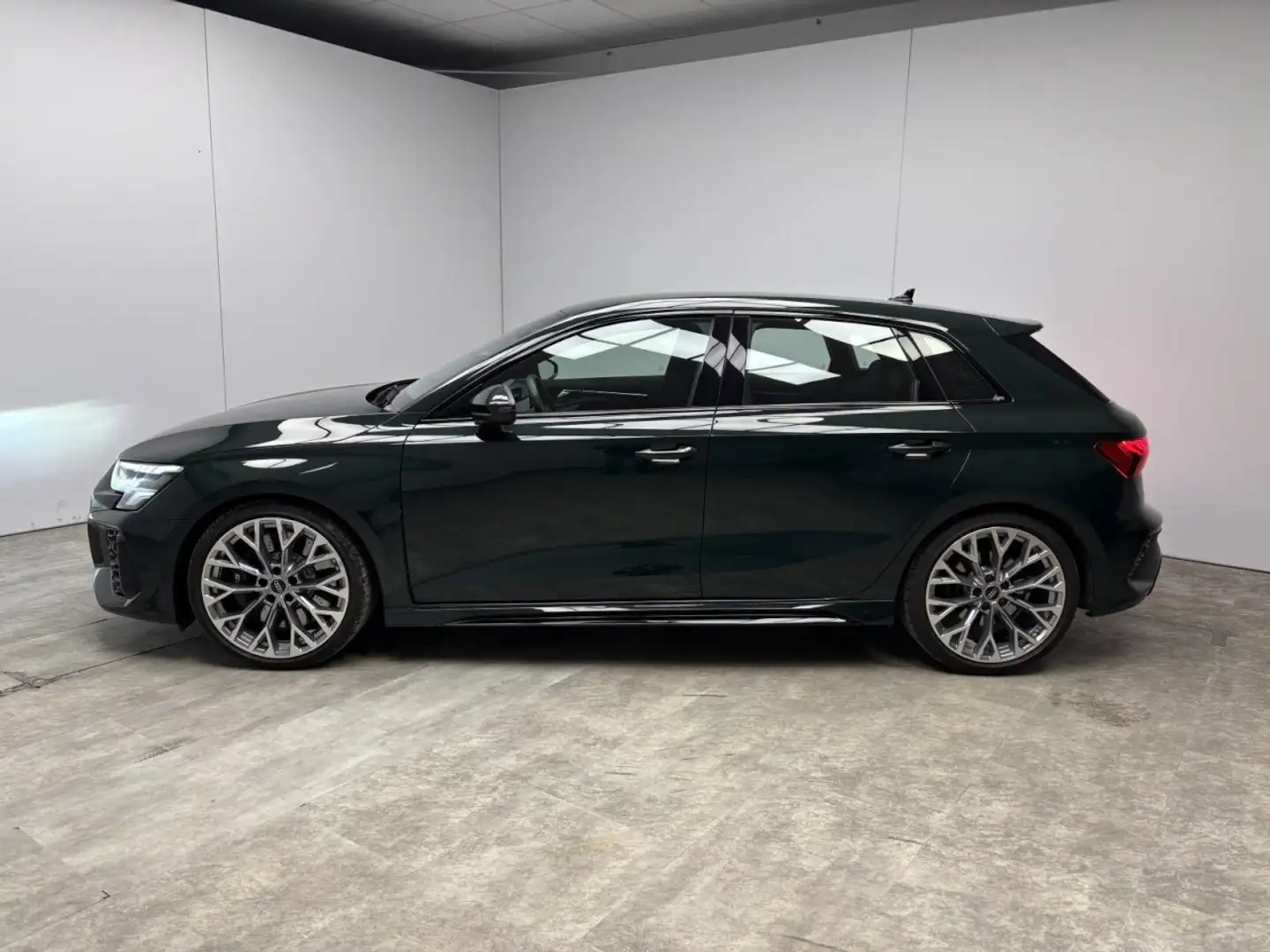 Audi RS3 Sportback 2.5 TFSI quattro Individuallackierungen Grün - 2